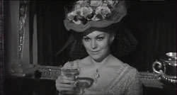 Kim Novak in Of Human Bondage