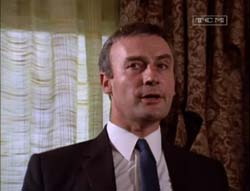 Edward Woodward in Sitting Target
