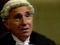 Nigel Hawthorne in The Trials of Oz