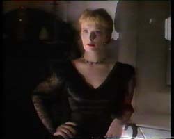 Lindsay Duncan in Dead Head